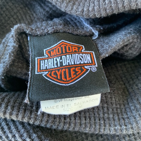 Women's Harley Davidson thermal turtleneck size Medium. - Picture 6 of 8